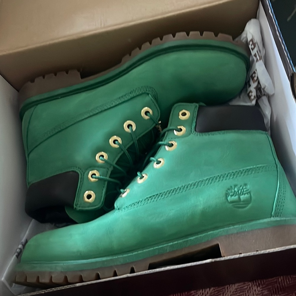 Timberlands color green